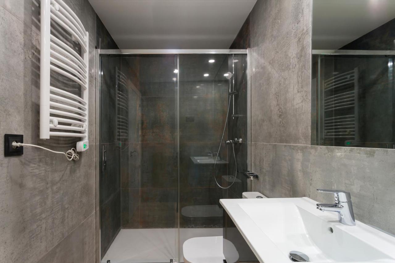 Apa 23678 Appartement Madrid Buitenkant foto